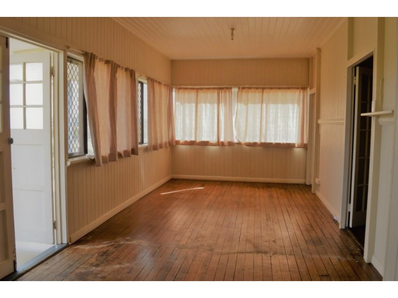 21 Heron Street, Laidley Heights QLD 4341