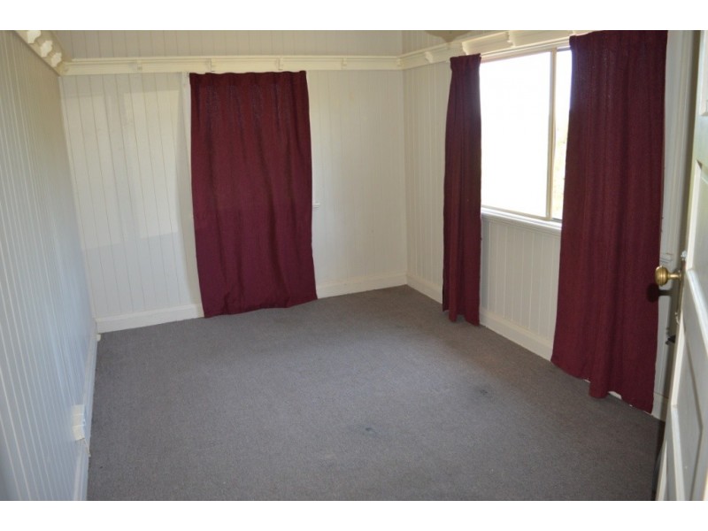 21 Heron Street, Laidley Heights QLD 4341