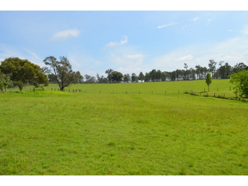 179 Lakes Drive, Laidley Heights QLD 4341
