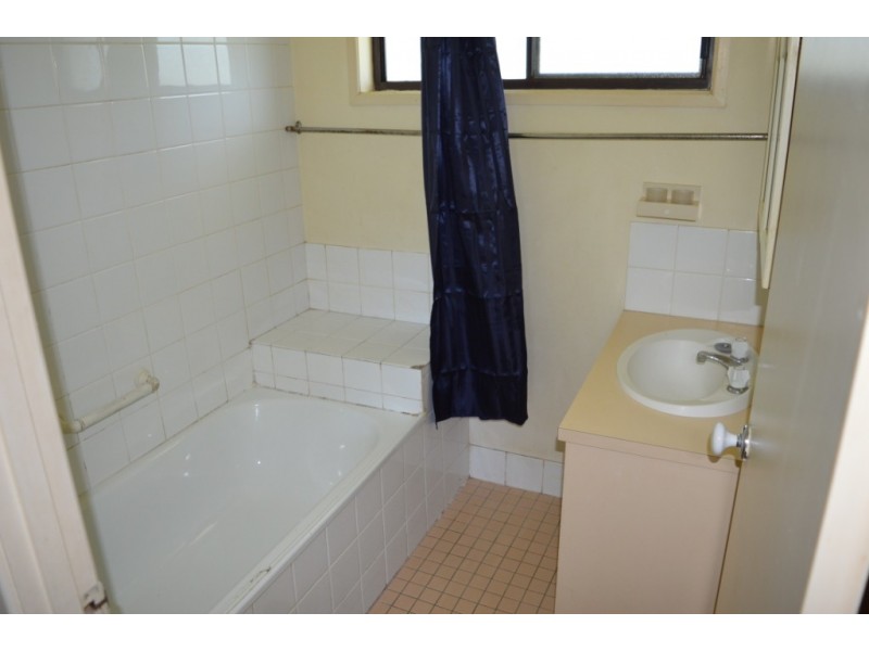 119 Lakes Drive, Laidley Heights QLD 4341