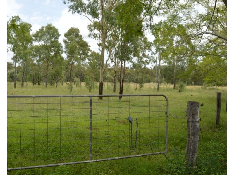 48 Twin Lakes Road, Coominya QLD 4311