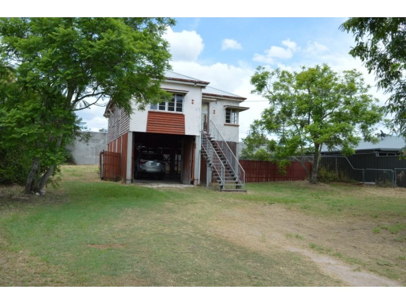 4 Burns Street, Fernvale QLD 4306