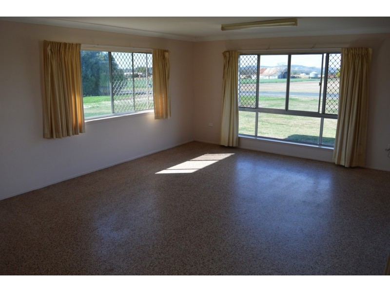 1a Victoria Street, Forest Hill QLD 4342