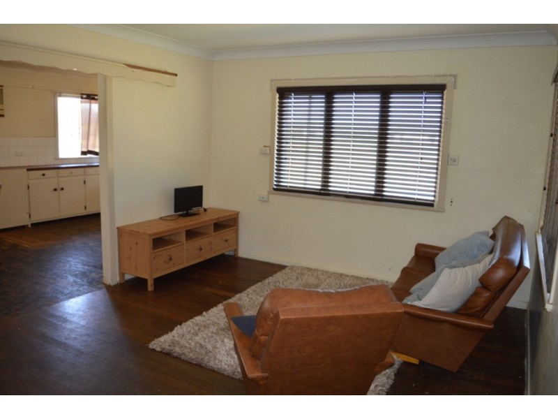 1 Drayton Street, Laidley QLD 4341