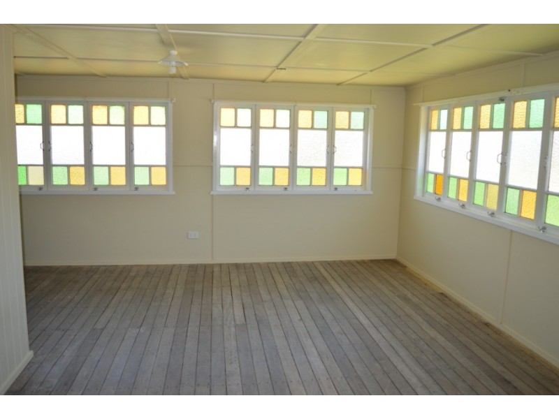 26 Church Street, Forest Hill QLD 4342