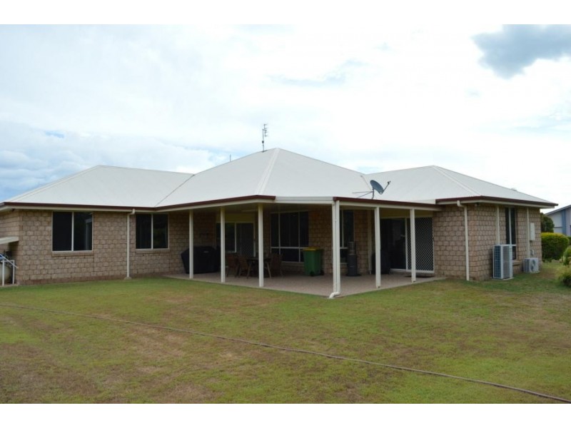 25 Lachlan Way, Placid Hills QLD 4343