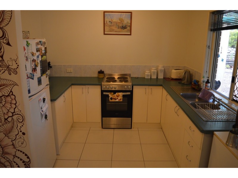 16 Beacon Road, Lowood QLD 4311