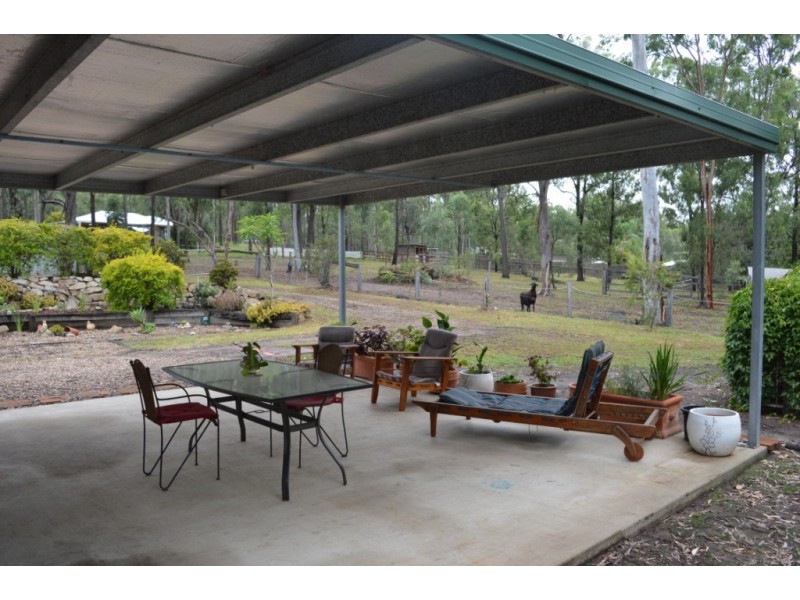 16 Beacon Road, Lowood QLD 4311