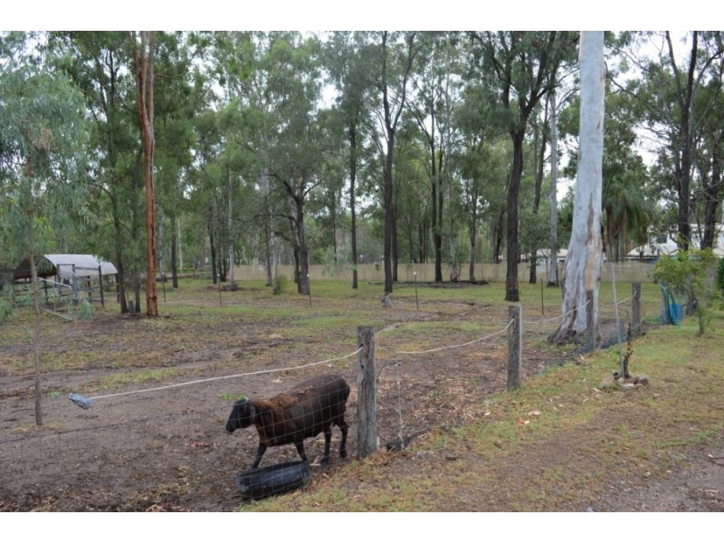 16 Beacon Road, Lowood QLD 4311