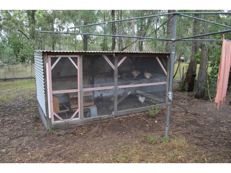 16 Beacon Road, Lowood QLD 4311