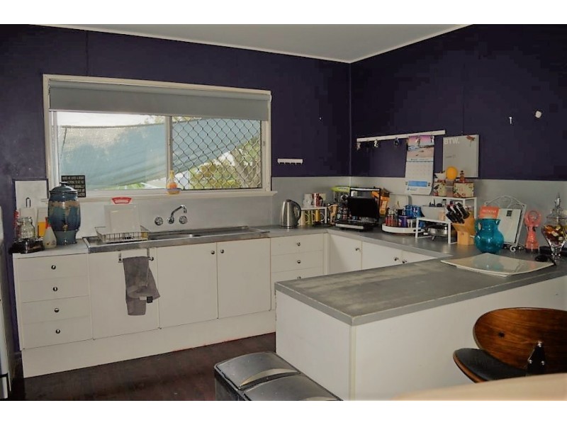 15 Park Street, Lowood QLD 4311