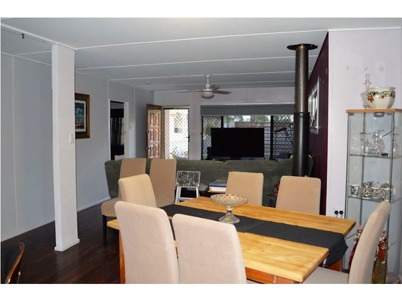 15 Park Street, Lowood QLD 4311