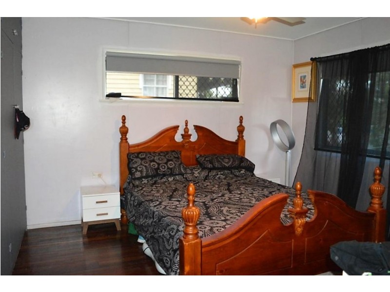 15 Park Street, Lowood QLD 4311