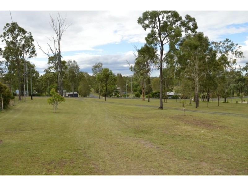 91 Lakes Drive, Laidley Heights QLD 4341