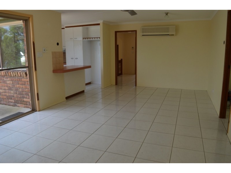 15 Range Crescent, Laidley QLD 4341