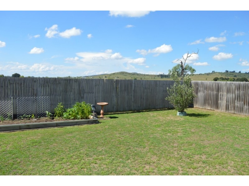 14 Wentworth Crt, Laidley North QLD 4341