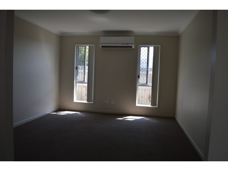 19 Williams Street, Lowood QLD 4311