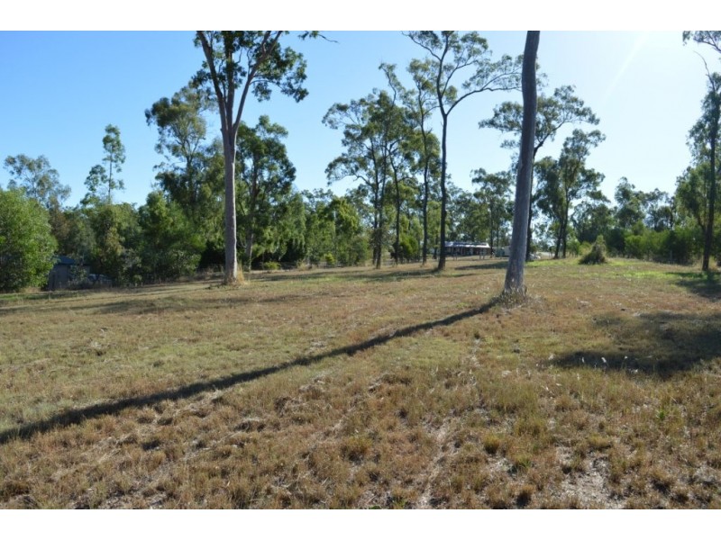 184 Lakes Dr, Laidley Heights QLD 4341