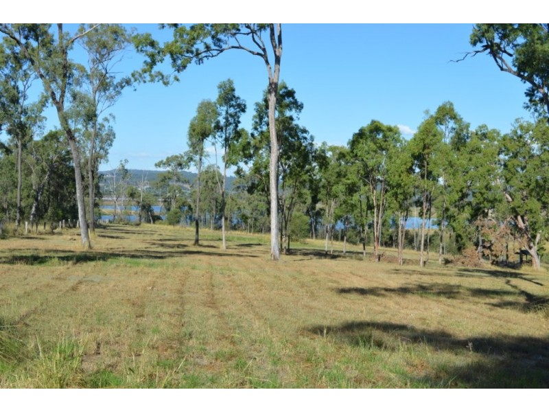 184 Lakes Dr, Laidley Heights QLD 4341