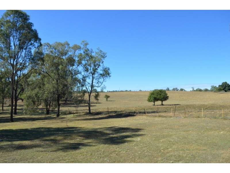 18 Pitt Road, Laidley Heights QLD 4341