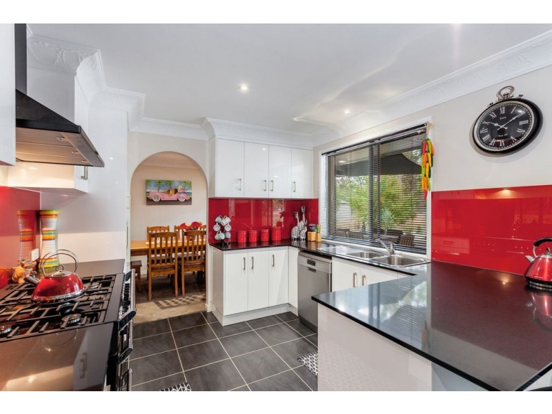 10 Glendene Road, Forest Hill QLD 4342