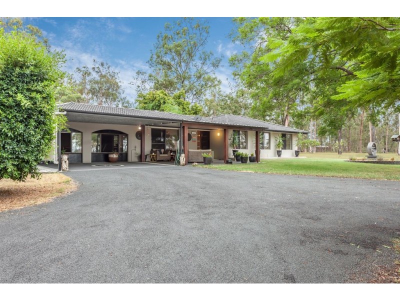 10 Glendene Road, Forest Hill QLD 4342