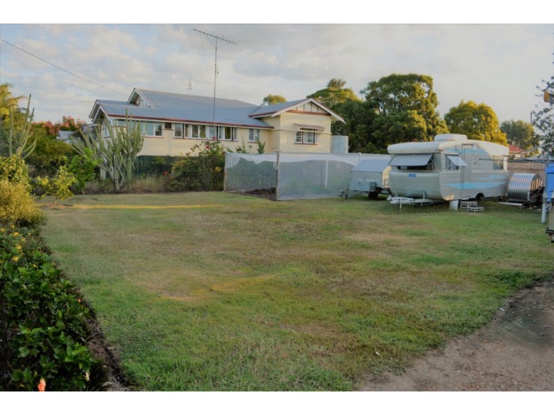 44 Hayes St, Laidley QLD 4341