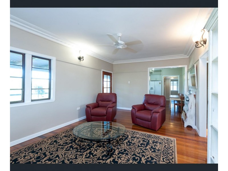 12 Hedges Court, Laidley Heights QLD 4341