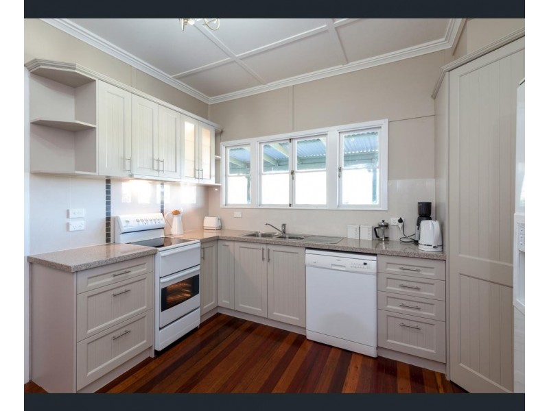 12 Hedges Court, Laidley Heights QLD 4341