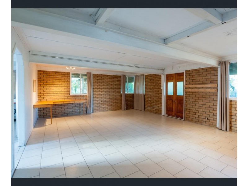 12 Hedges Court, Laidley Heights QLD 4341
