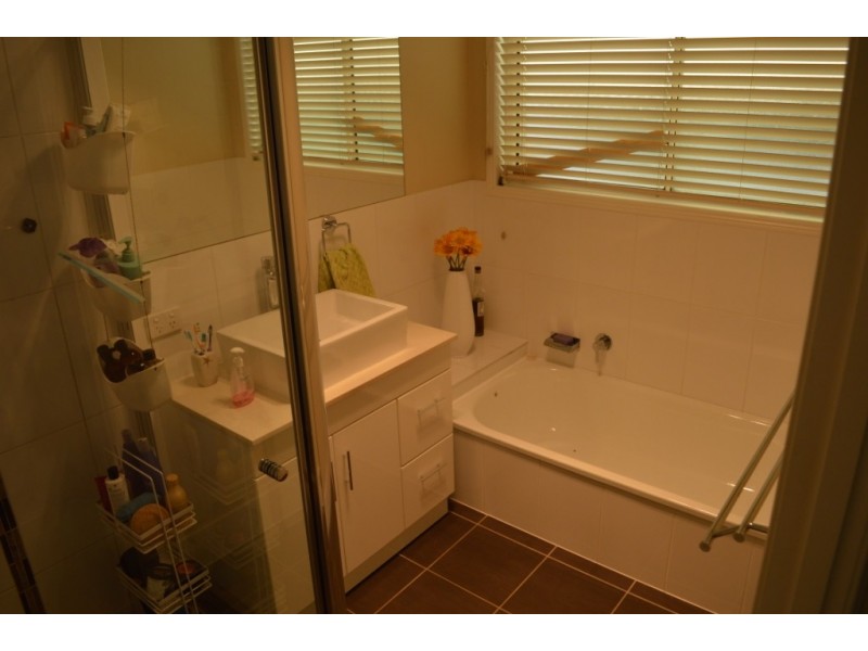 75 Walnut Drive, Brightview QLD 4311