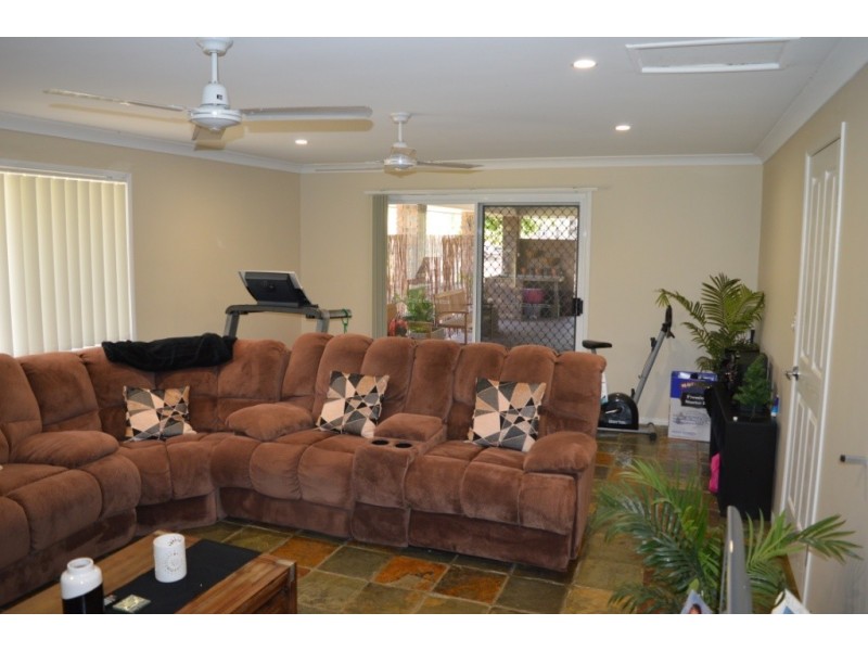 75 Walnut Drive, Brightview QLD 4311