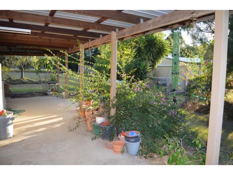 37 Douglas McInnes Dr, Laidley QLD 4341