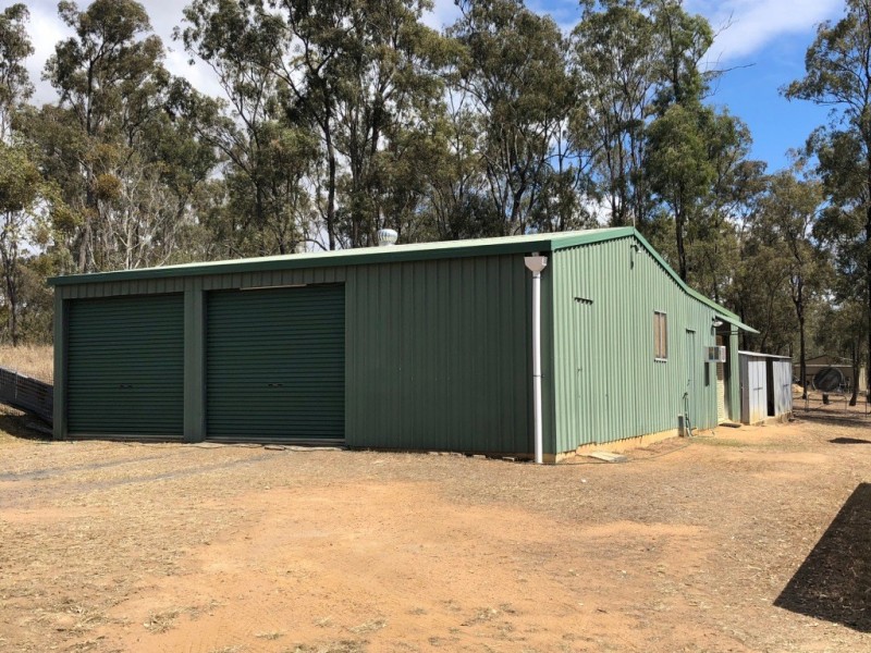 6 Miles Road, Laidley Heights QLD 4341
