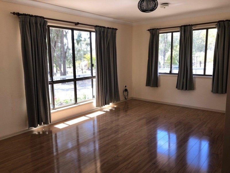 6 Miles Road, Laidley Heights QLD 4341