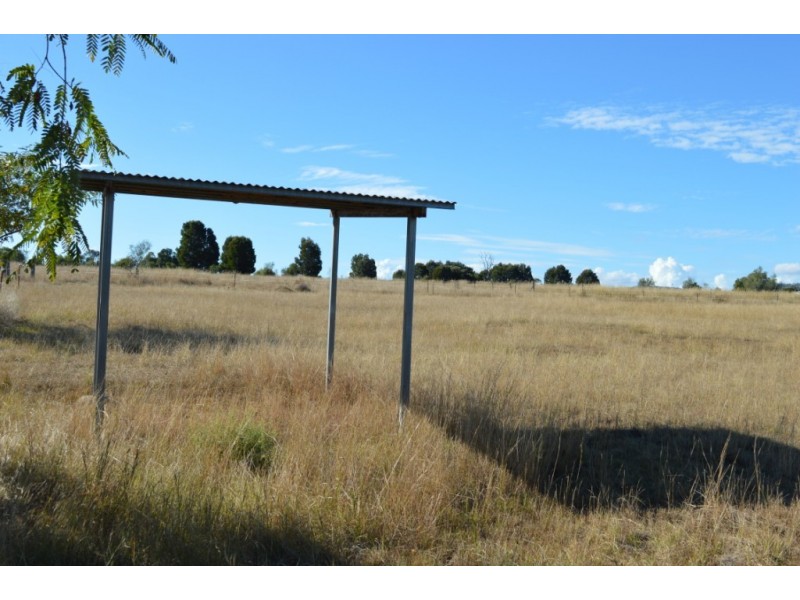 13 Laidley-Plainland Rd, Laidley North QLD 4341