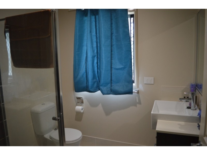 135 Lakes Dr, Laidley Heights QLD 4341