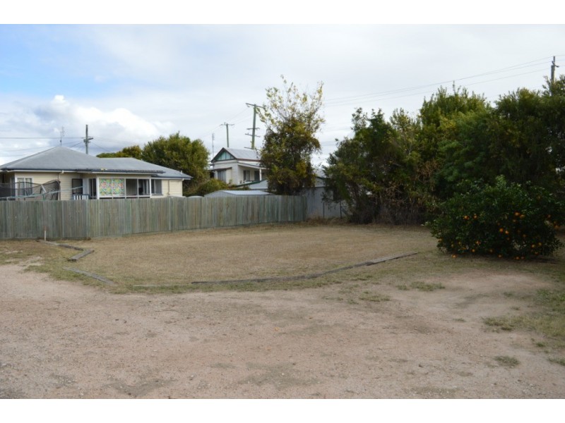 39 (a) Hayes Street, Laidley QLD 4341