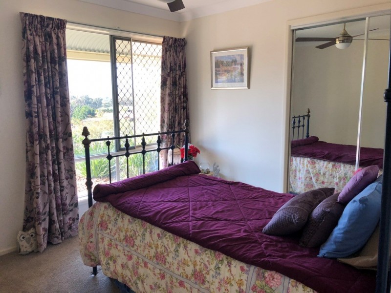 151 Lakes Drive, Laidley Heights QLD 4341