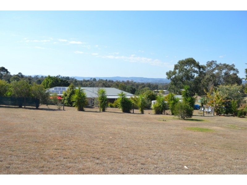 151 Lakes Drive, Laidley Heights QLD 4341