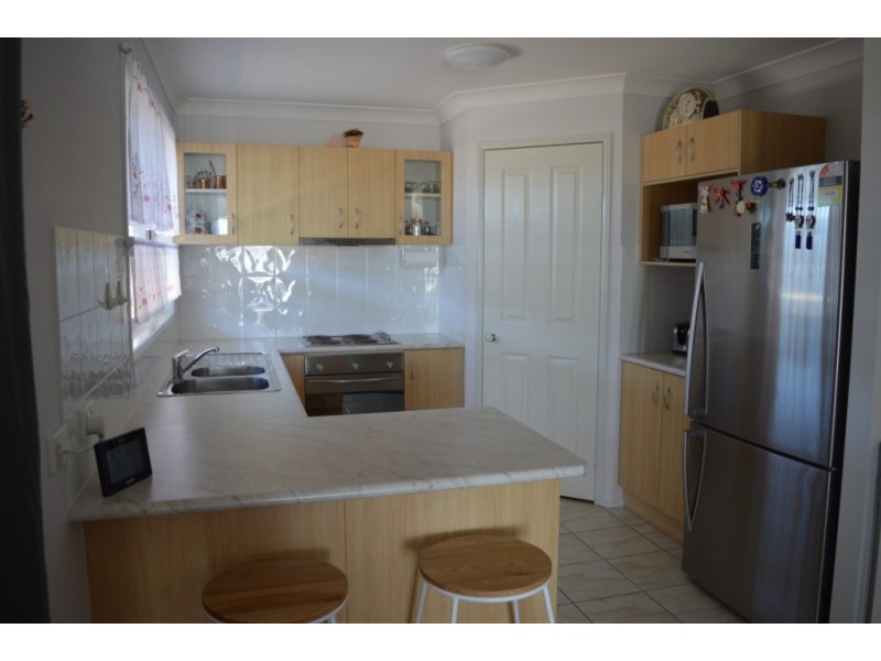 34 Laurette Drive, Glenore Grove QLD 4342