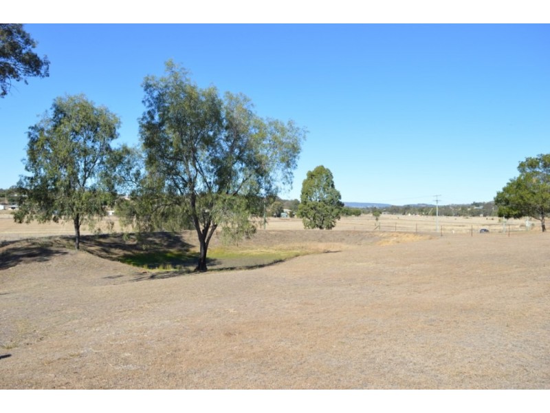 34 Laurette Drive, Glenore Grove QLD 4342
