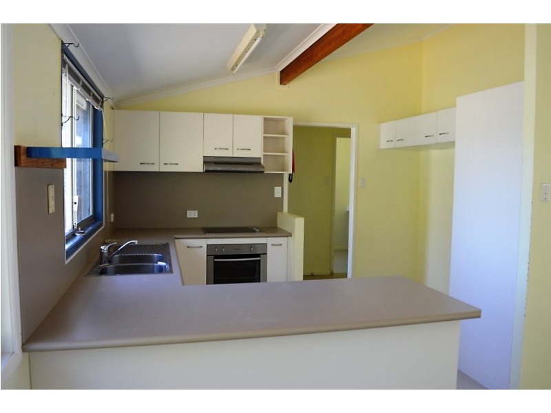 34 Thomas St, Laidley QLD 4341