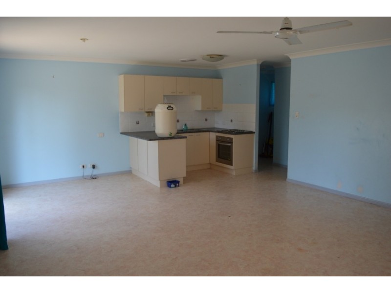 2 Amy Drive, Laidley Heights QLD 4341
