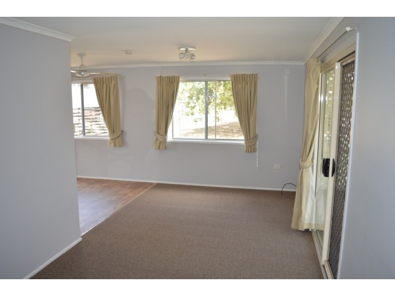 33 William Street, Forest Hill QLD 4342