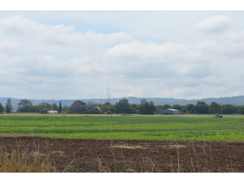 9-11 Mulgowie Road, Laidley South QLD 4341