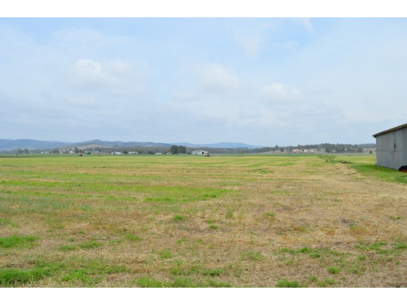 9-11 Mulgowie Road, Laidley South QLD 4341