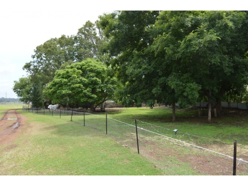 9-11 Mulgowie Road, Laidley South QLD 4341