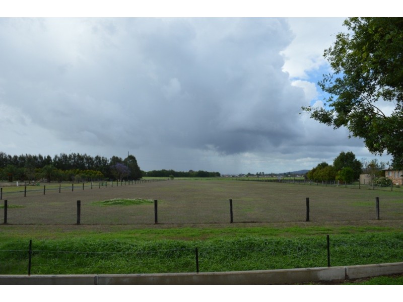 35 Drayton Street, Laidley QLD 4341