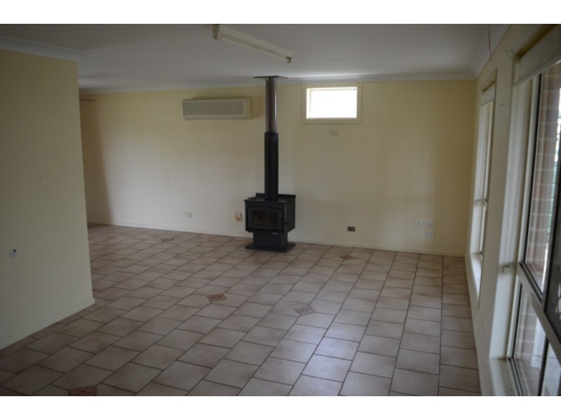 35 Drayton Street, Laidley QLD 4341